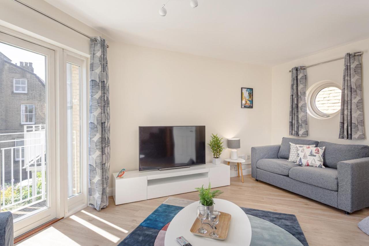2 Bedroom City Centre Townhouse - With Parking CBG Eksteriør billede