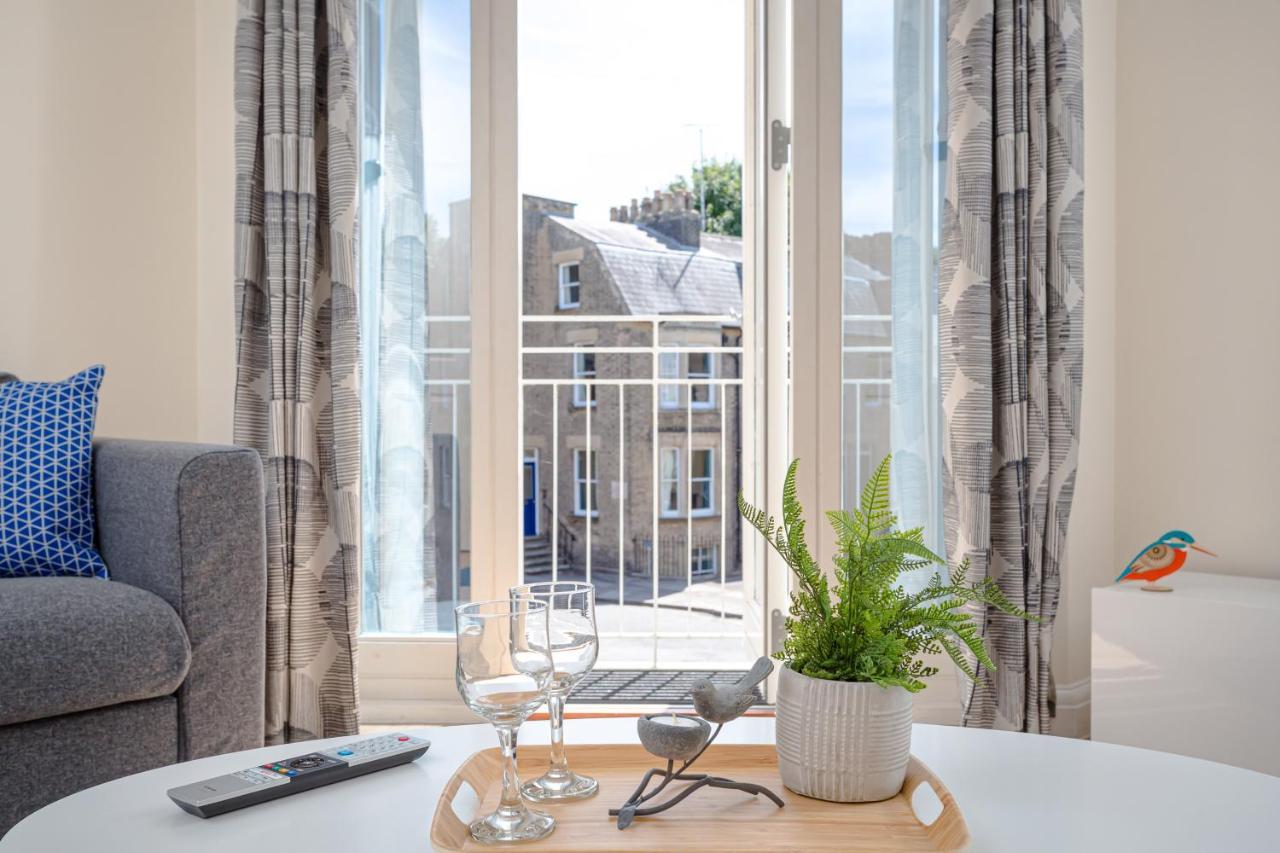 2 Bedroom City Centre Townhouse - With Parking CBG Eksteriør billede